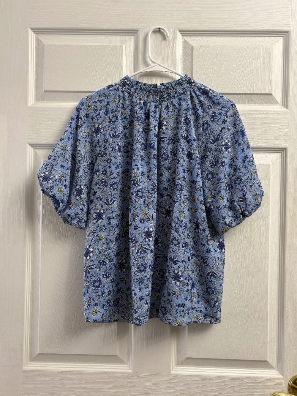 Women's Loft Blue Floral Print Puff Sleeve Blouse